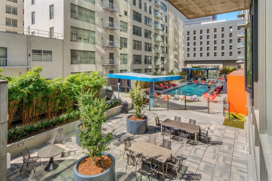 More Photos Of 801 S Hope St, Los Angeles Apartments For Lease