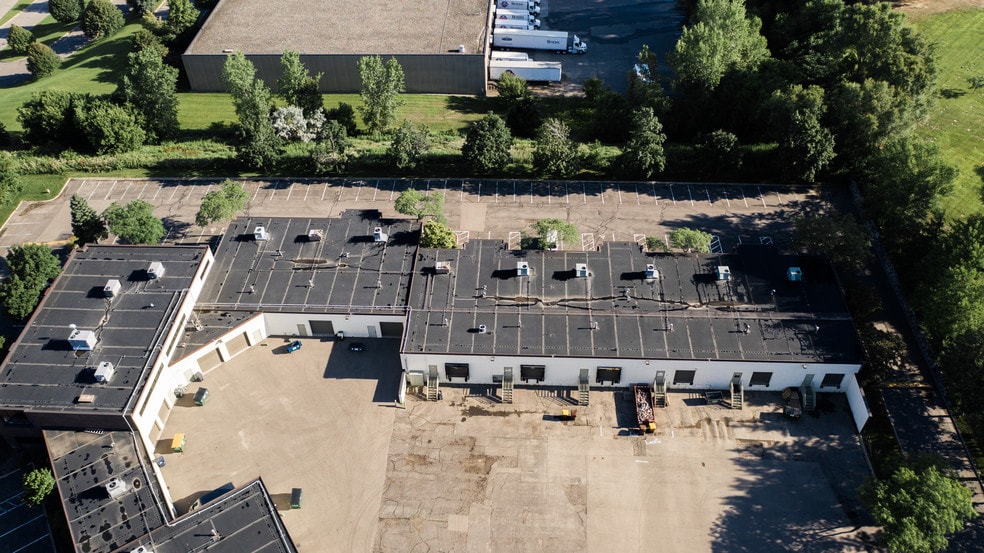 More Photos Of 12201-12241 Wood Lake Dr, Burnsville Light Manufacturing For Lease