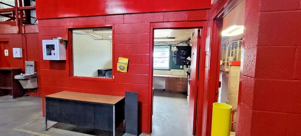 More Photos Of 515 2nd St S, La Crosse Industrial For Lease