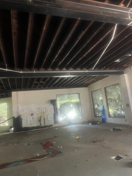 More Photos Of 1217-1223 W Temple St, Los Angeles Restaurant For Sale