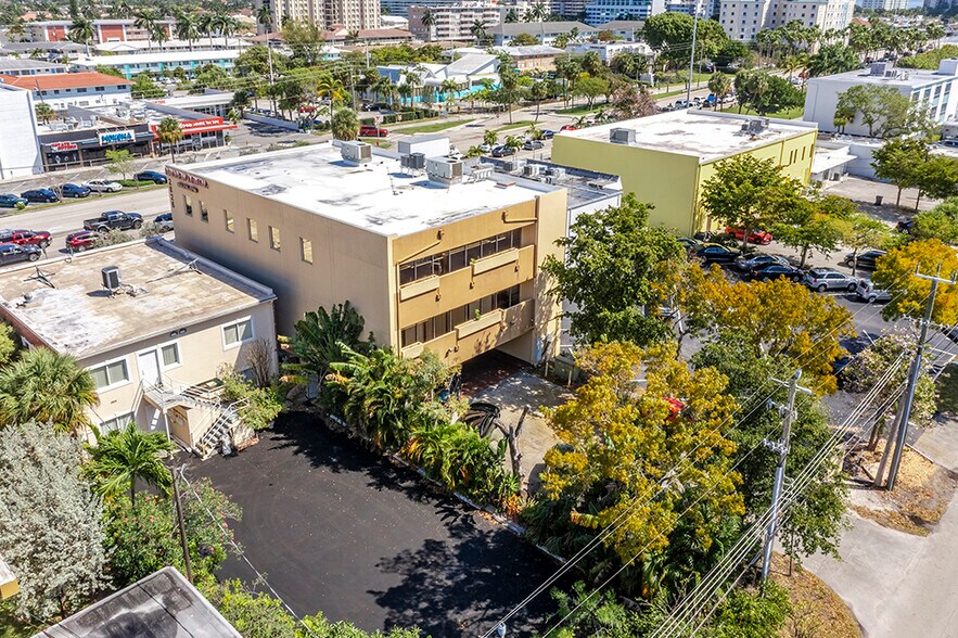 More Photos Of 2826 E Oakland Park Blvd, Fort Lauderdale Office For Sale