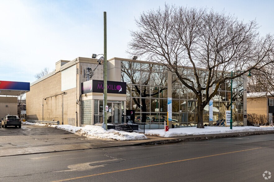 More Photos Of 750-770 Ch Lucerne, Mont-Royal Medical For Lease