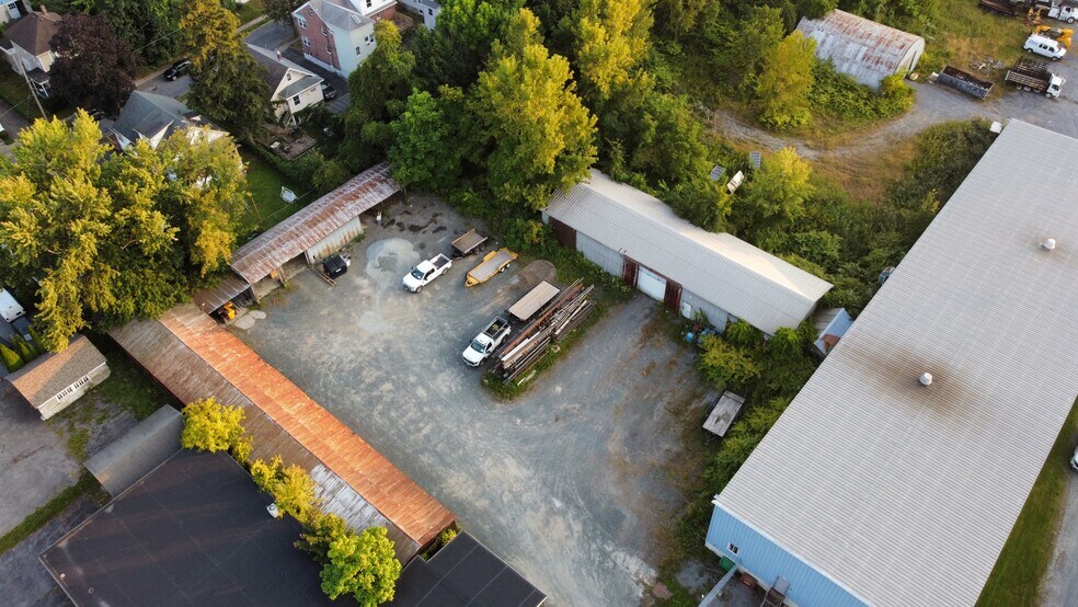 More Photos Of 1060-1062 Central Ave, Albany Light Distribution For Sale