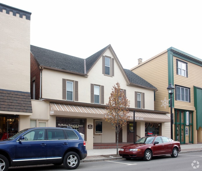 Primary Photo Of 226 S Broad St, Grove City Storefront Retail Office For Lease