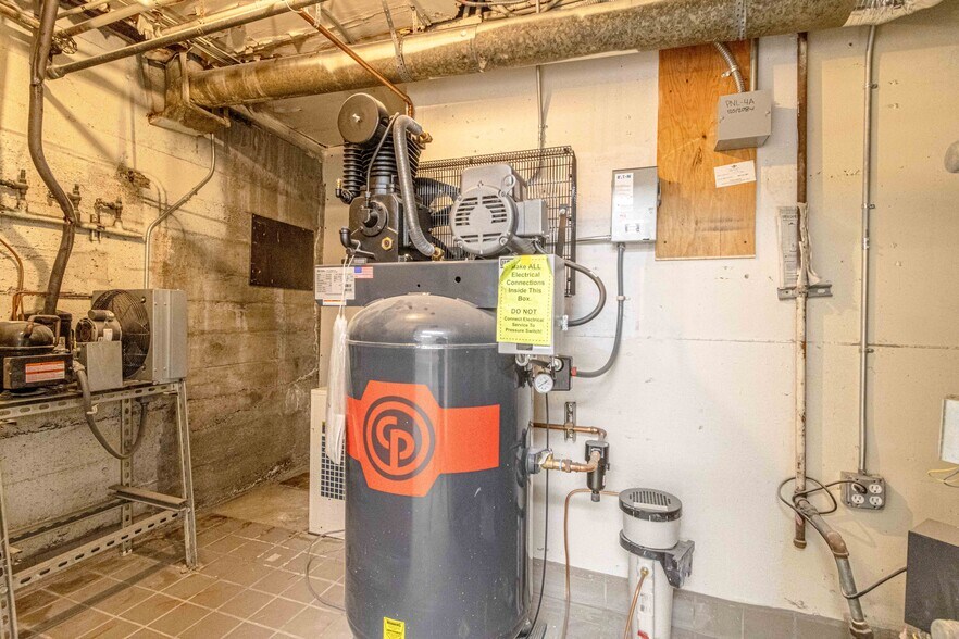 More Photos Of 877-879 Bryant St, San Francisco Office For Sale