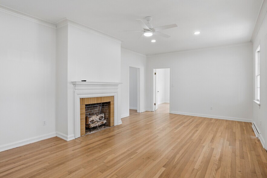 More Photos Of 1224 E Fortification St, Jackson Office For Sale
