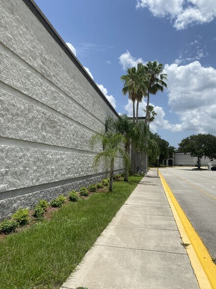 More Photos Of 901 US Highway 27 N, Sebring Unknown For Lease