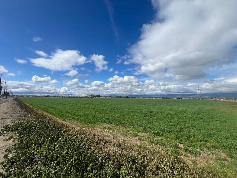 More Photos Of 0 Vineyard Ave, Ontario Land For Sale