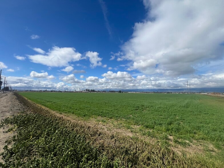 More Photos Of 0 Vineyard Ave, Ontario Land For Sale