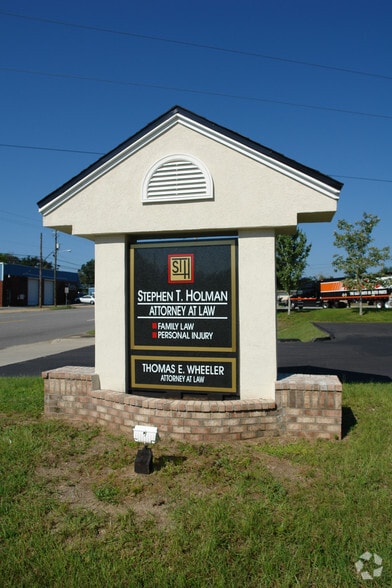 More Photos Of 1940 St Mary Ave, Pensacola Office For Sale