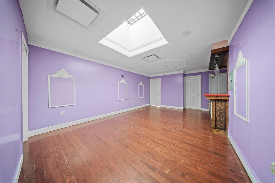 More Photos Of 200-17 Linden Blvd, Saint Albans Medical For Sale