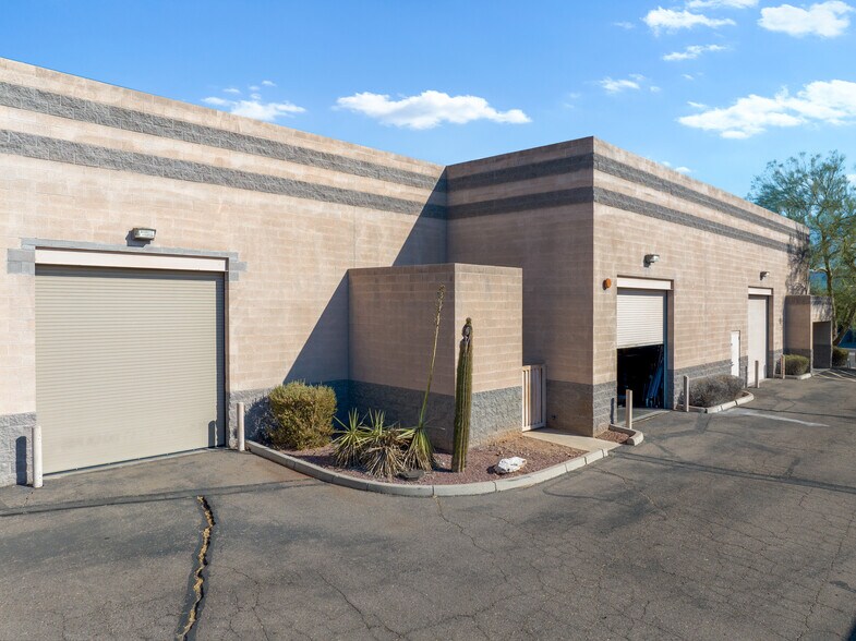 More Photos Of 23630 N 35th Dr, Glendale Manufacturing For Sale