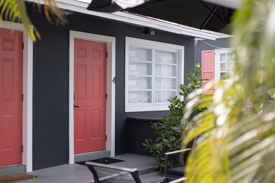 More Photos Of 402 Ocean Breeze, Lake Worth Beach Apartments For Sale