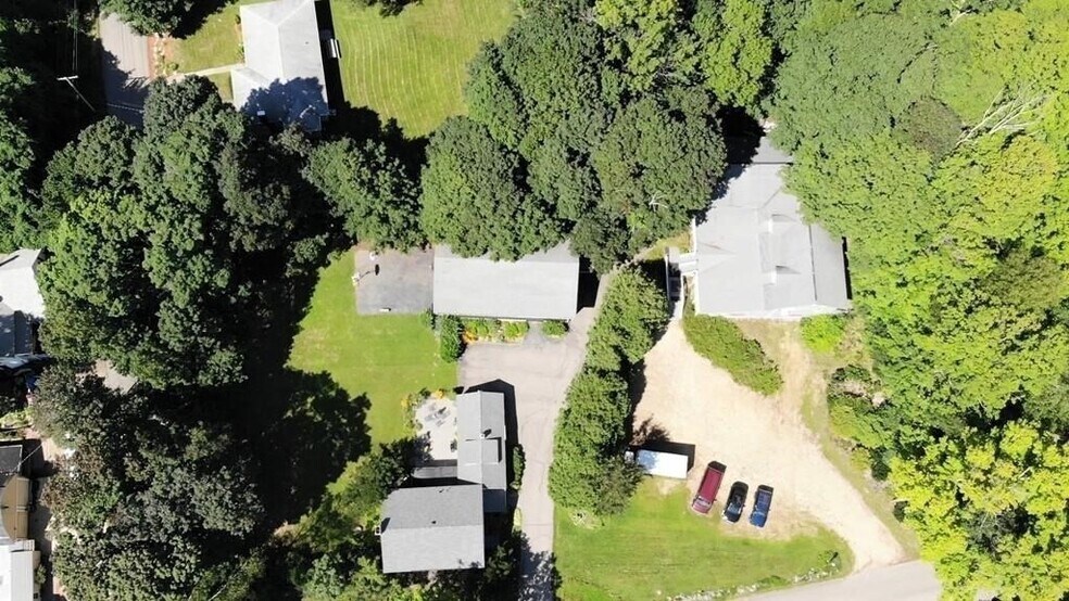 Primary Photo Of 18 Sargent St, Cherry Valley Flex For Sale