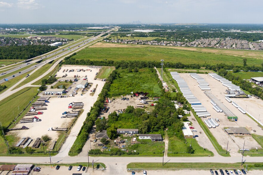 More Photos Of 8186 Miller Rd 3, Houston Land For Sale