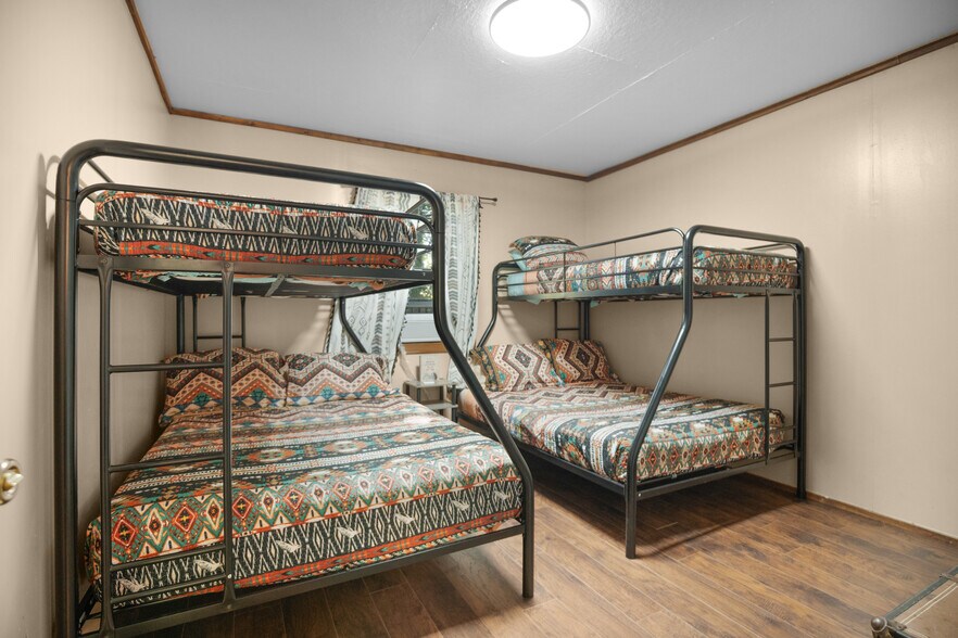 More Photos Of 122 Ouachita River Haven Rd, Pencil Bluff Hotel For Sale