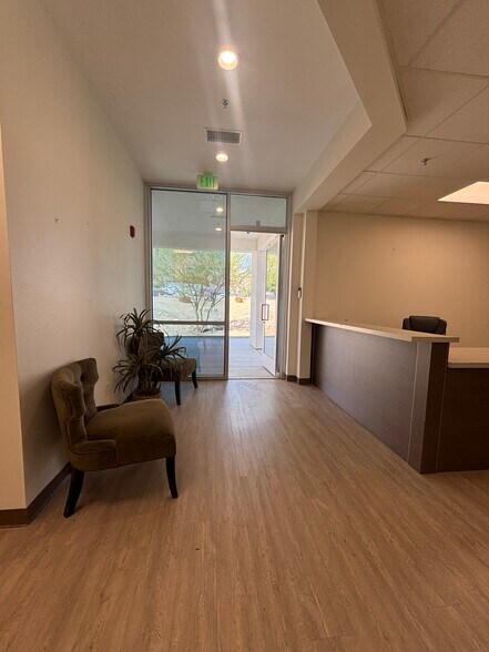 More Photos Of 72140 Magnesia Falls Dr, Rancho Mirage Office Residential For Lease