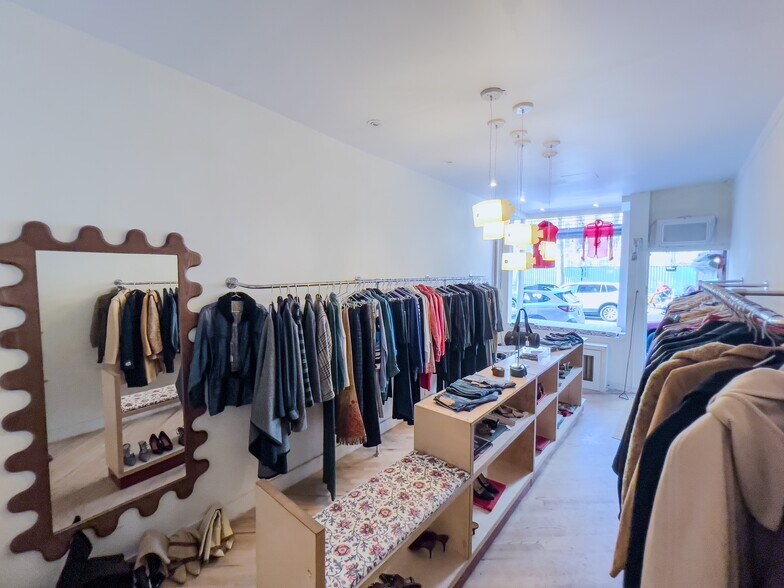 More Photos Of 98-100 Thompson St, New York Apartments For Lease