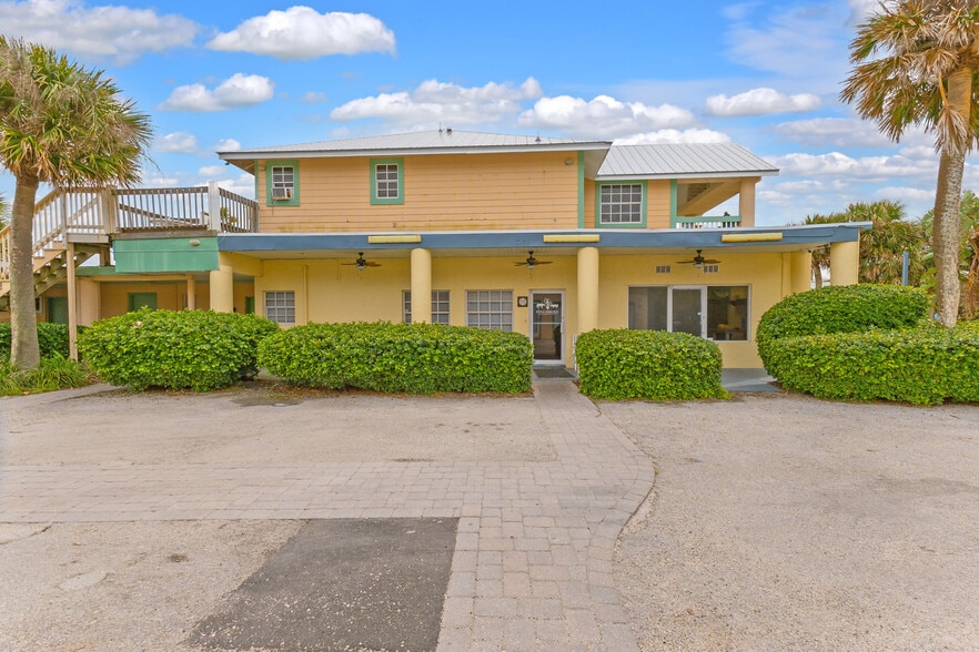 More Photos Of 5935 S Highway A1A, Melbourne Beach Hotel For Sale