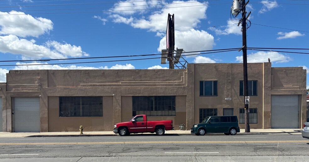 More Photos Of 10477 San Fernando Rd, Pacoima Warehouse For Sale
