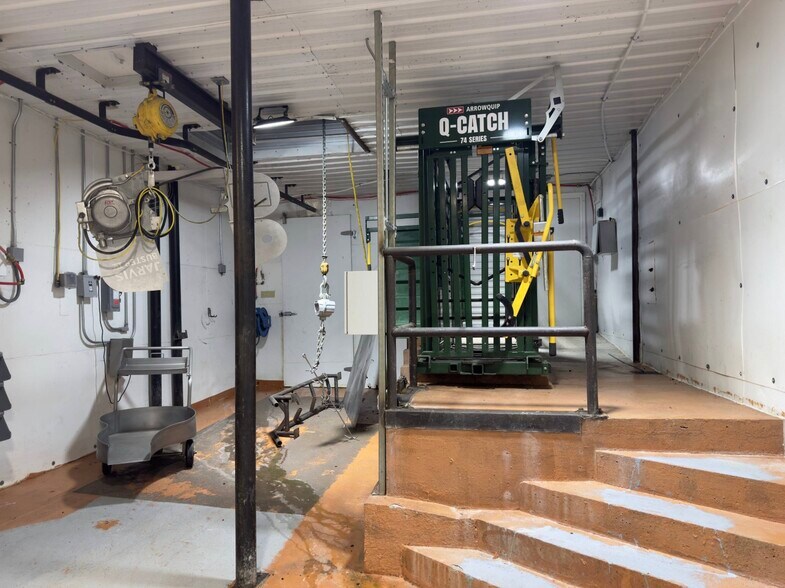 More Photos Of 1958 Winningham Rd, Seymour Industrial For Sale