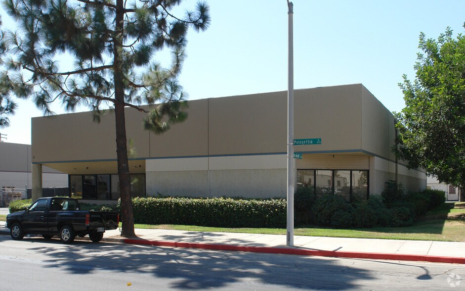 More Photos Of 638 Poinsettia St, Santa Ana Manufacturing For Sale