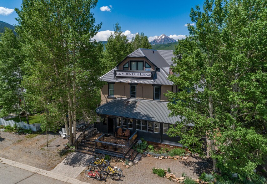 More Photos Of 129 Gothic Ave, Crested Butte Hotel For Sale
