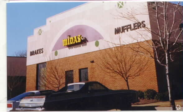 More Photos Of 7049-7099 Allentown Rd, Temple Hills Freestanding For Lease