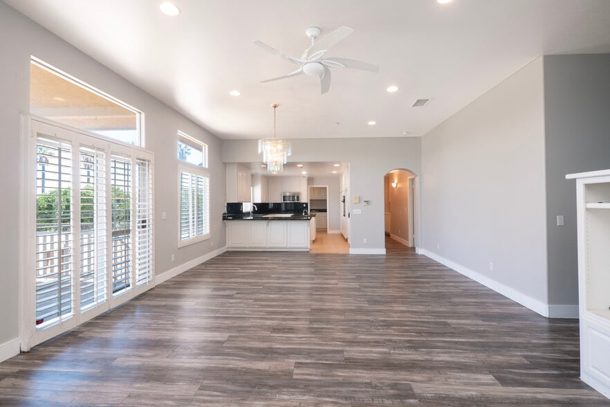 More Photos Of 8715 Dufferin Ave, Riverside Land For Sale