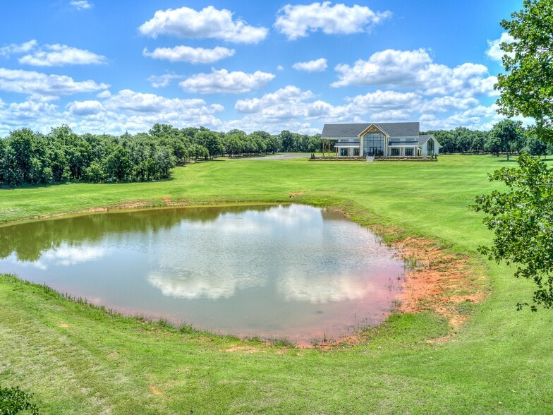 More Photos Of 20480 NE 164th St, Luther Specialty For Sale