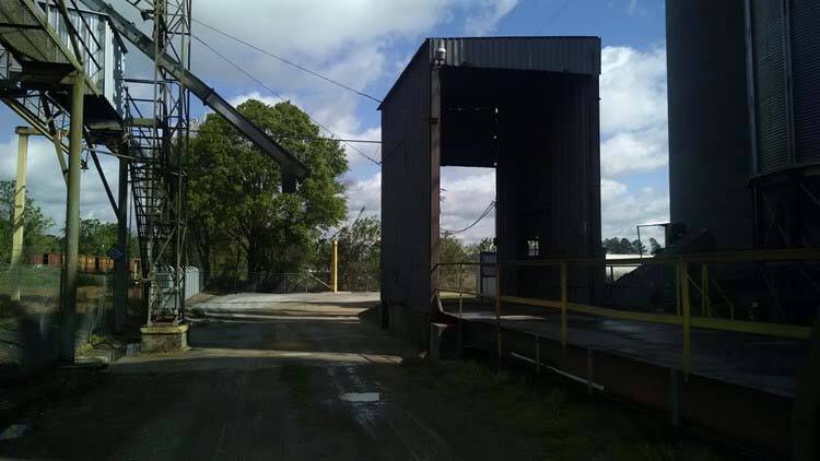 More Photos Of 612 S Brown St, Chadbourn Warehouse For Sale