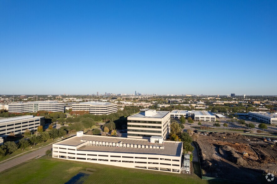 More Photos Of 6002 Rogerdale Rd, Houston Office For Lease