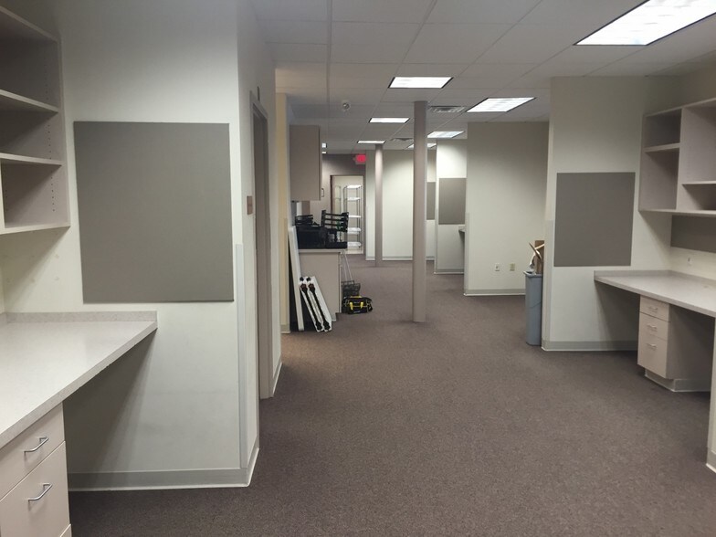 More Photos Of 7421 Highway N, Dardenne Prairie General Retail For Lease