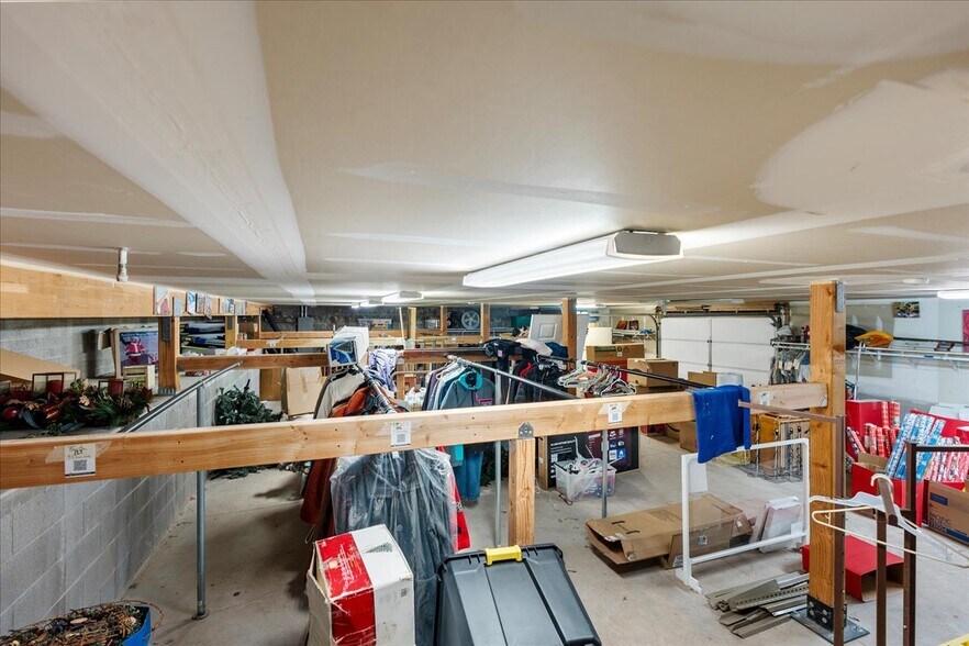 More Photos Of 297 S Main St, Cottonwood Storefront Retail Office For Sale