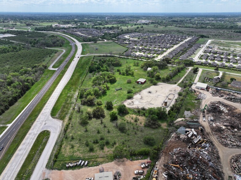 More Photos Of 1030 Dixie Rd, Brenham Land For Sale