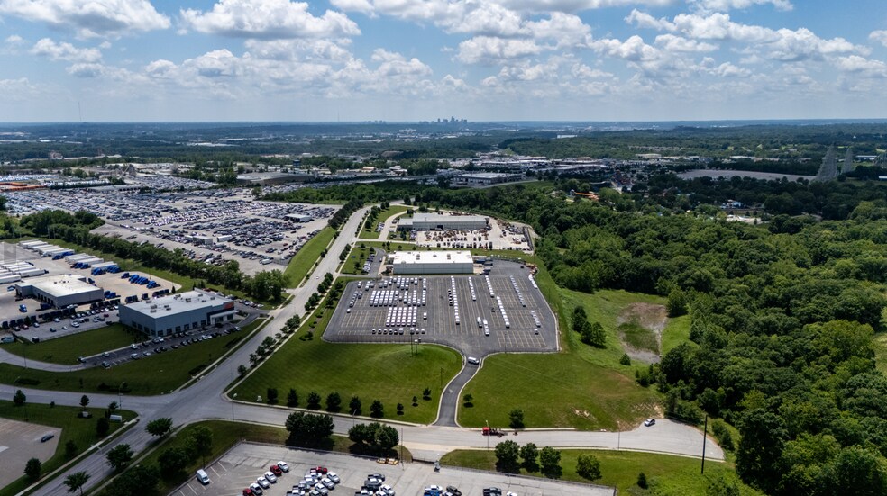 More Photos Of 8650 NE Parvin Rd, Kansas City Warehouse For Lease