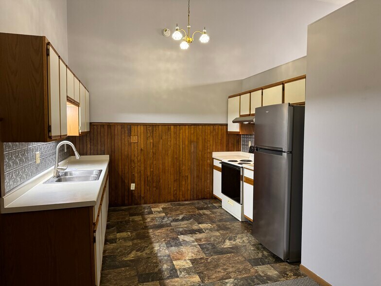 More Photos Of 11405 S US Highway 53, Solon Springs Apartments For Sale