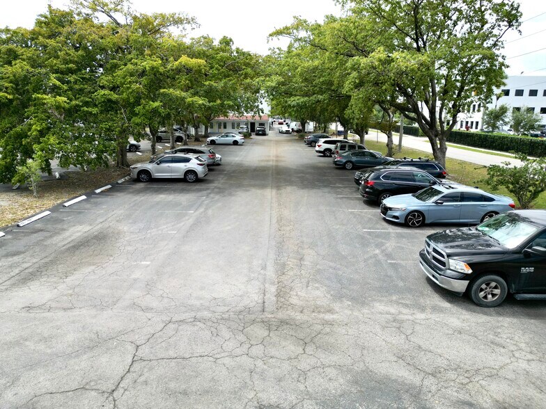 More Photos Of 2889 10th Ave N, Lake Worth Medical For Lease