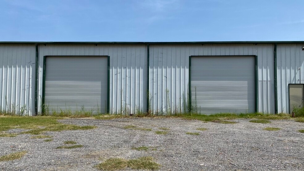 More Photos Of 11519 Alta Vista Rd, Fort Worth Warehouse For Sale