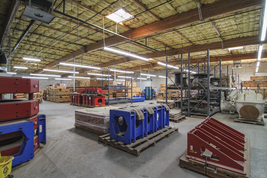 More Photos Of 45440 Trevor Ave, Lancaster Warehouse For Sale