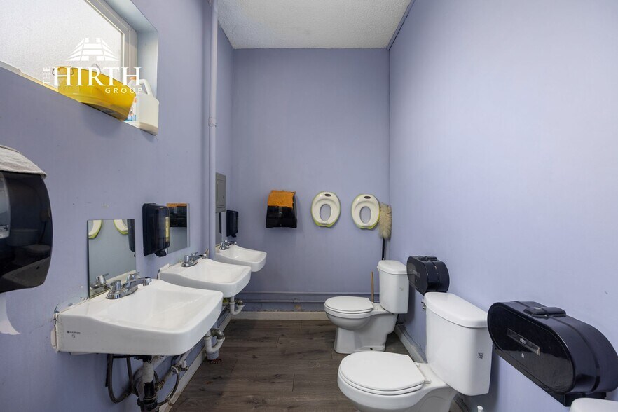 More Photos Of 6543 Lankershim Blvd, North Hollywood Schools For Sale