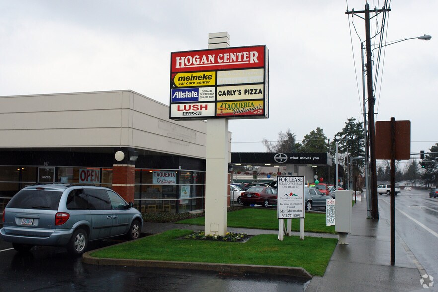 More Photos Of 877-967 NE Hogan Rd, Gresham Unknown For Lease