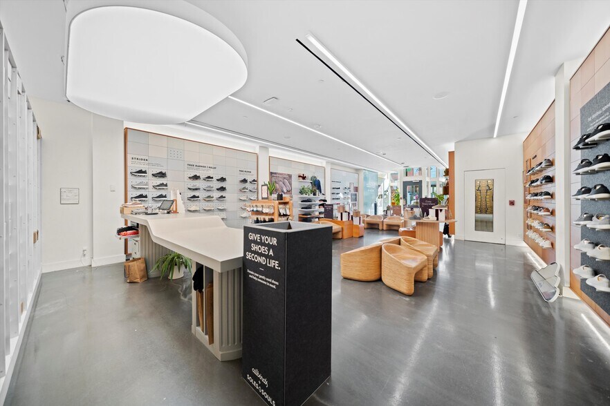 More Photos Of 3135 M St NW, Washington Storefront For Lease