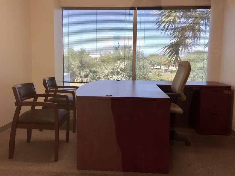 More Photos Of 1501 Corporate Dr, Boynton Beach Office For Lease