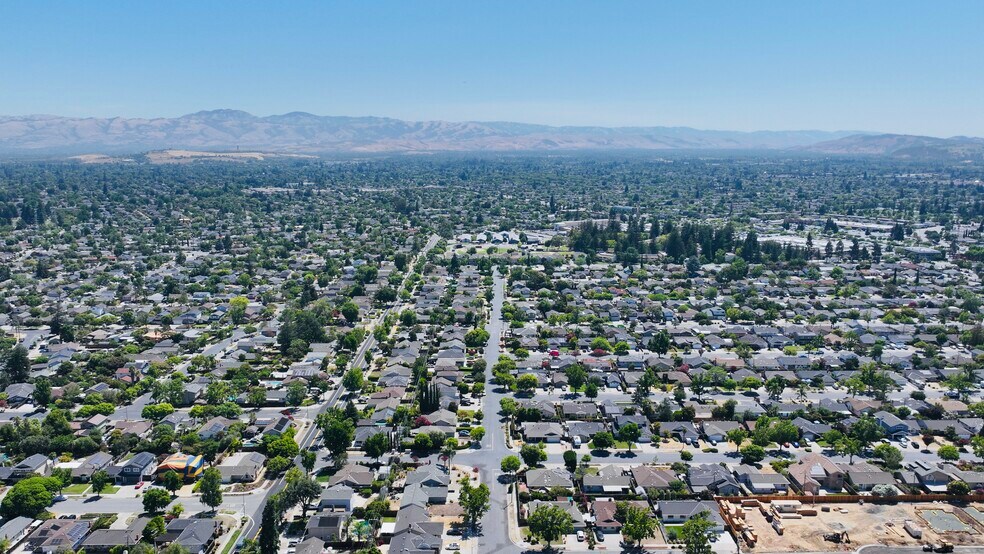 More Photos Of 3076 Union Ave, San Jose Office Residential For Sale