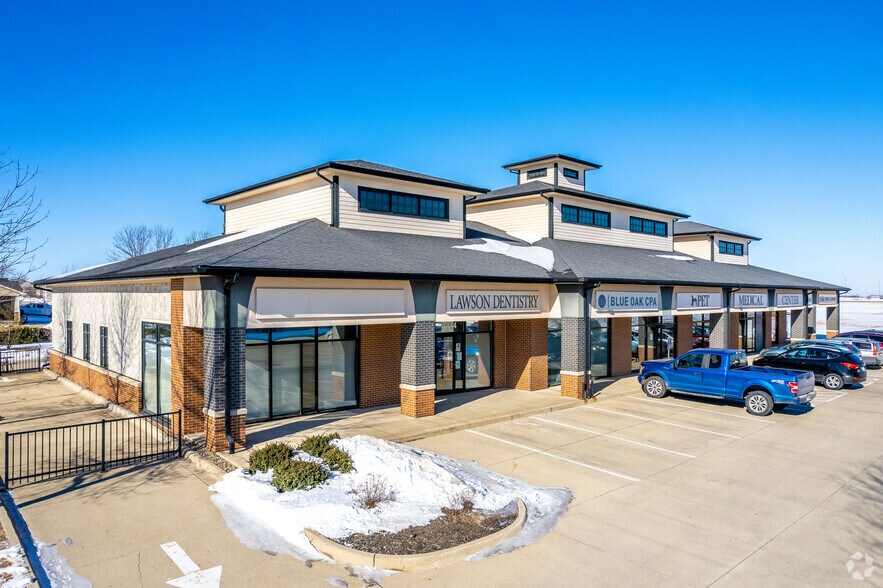 More Photos Of 4444-4456 NW 128th St, Urbandale Office For Sale