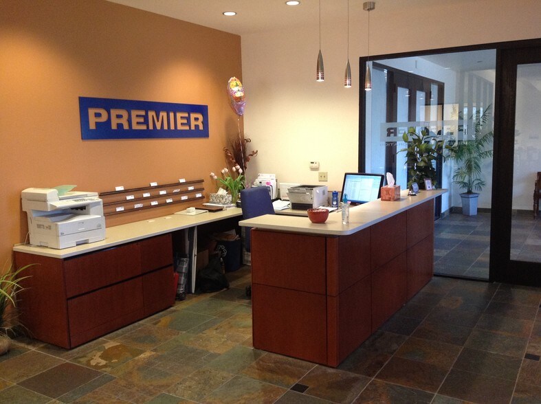 More Photos Of 6437 W Chandler Blvd, Chandler Office For Lease
