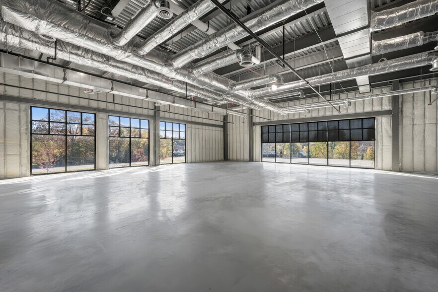 More Photos Of 114 Lancaster Rd, Shirley Unknown For Lease