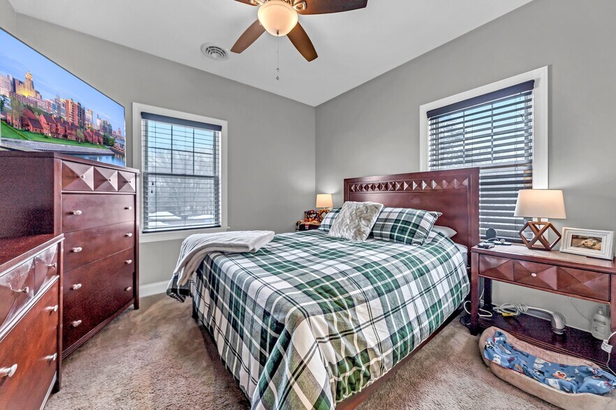 More Photos Of 6576 E Quaker St, Orchard Park Freestanding For Sale