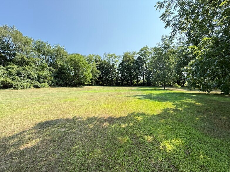 More Photos Of 7240-7286 Oswego Rd, Liverpool Restaurant For Sale